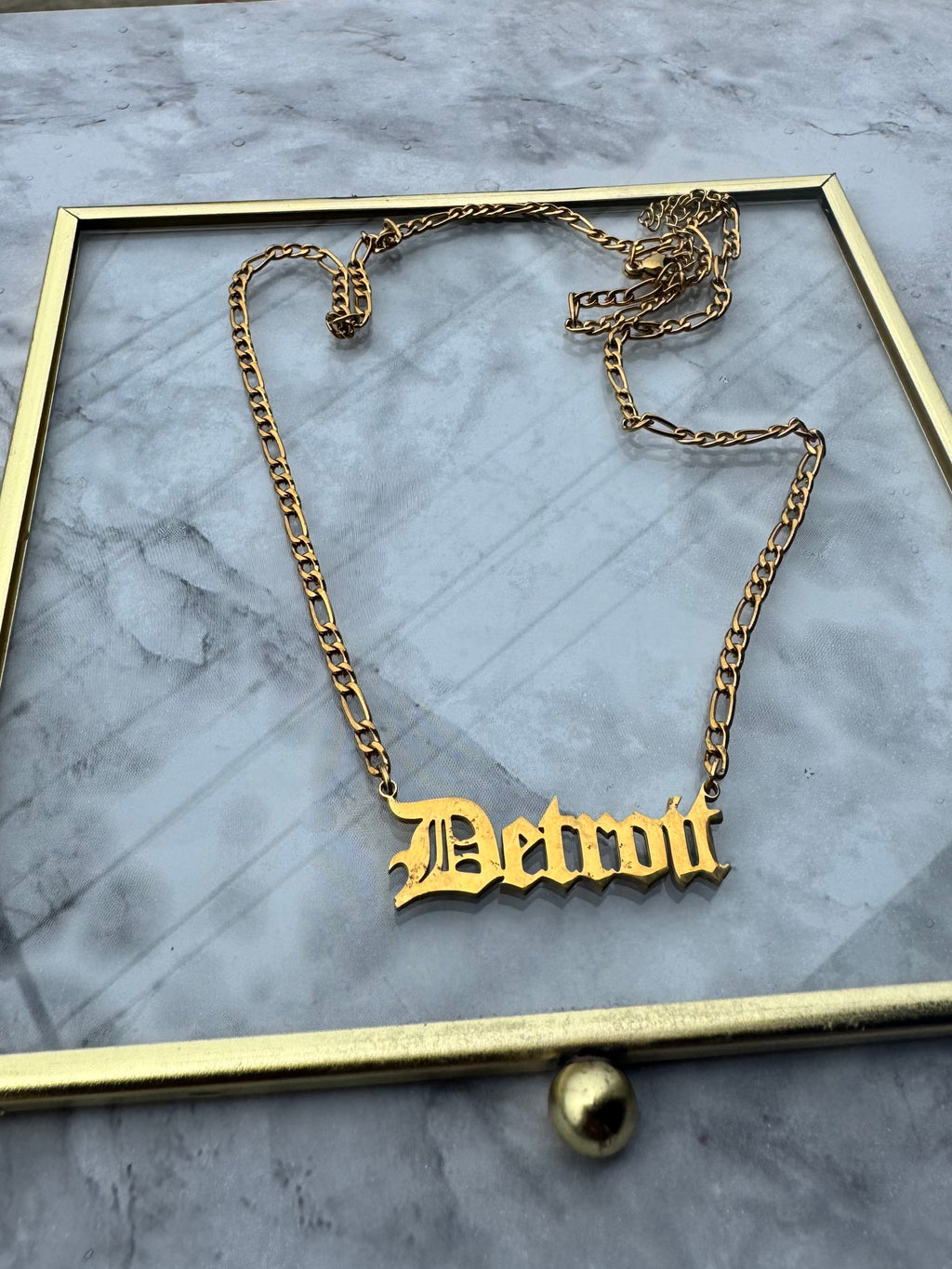 Detroit Retro Figaro chain