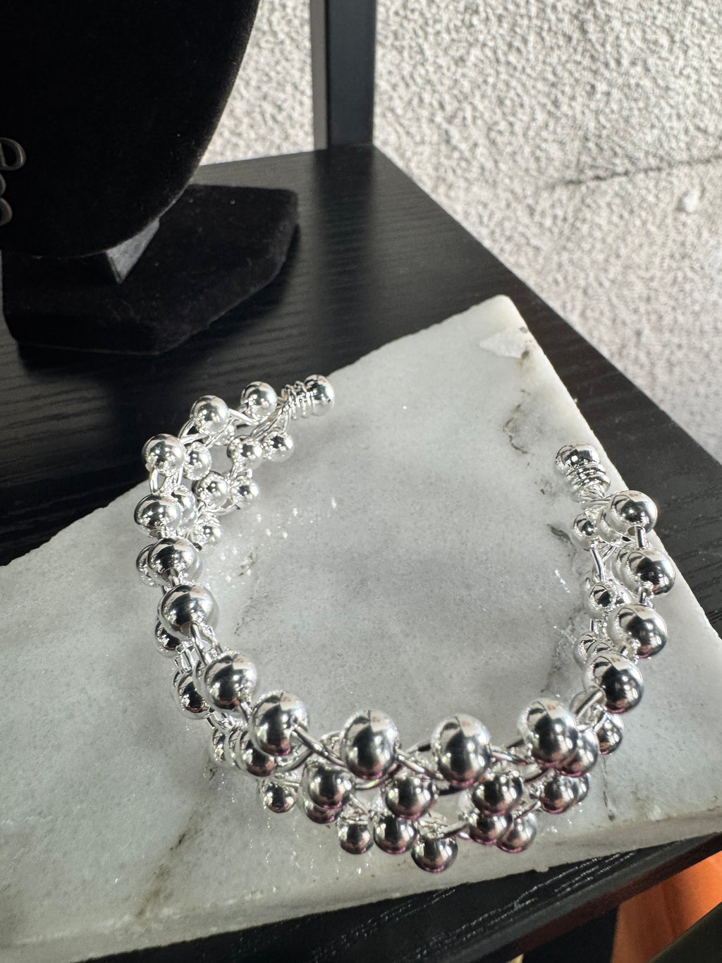 Sphere cuff