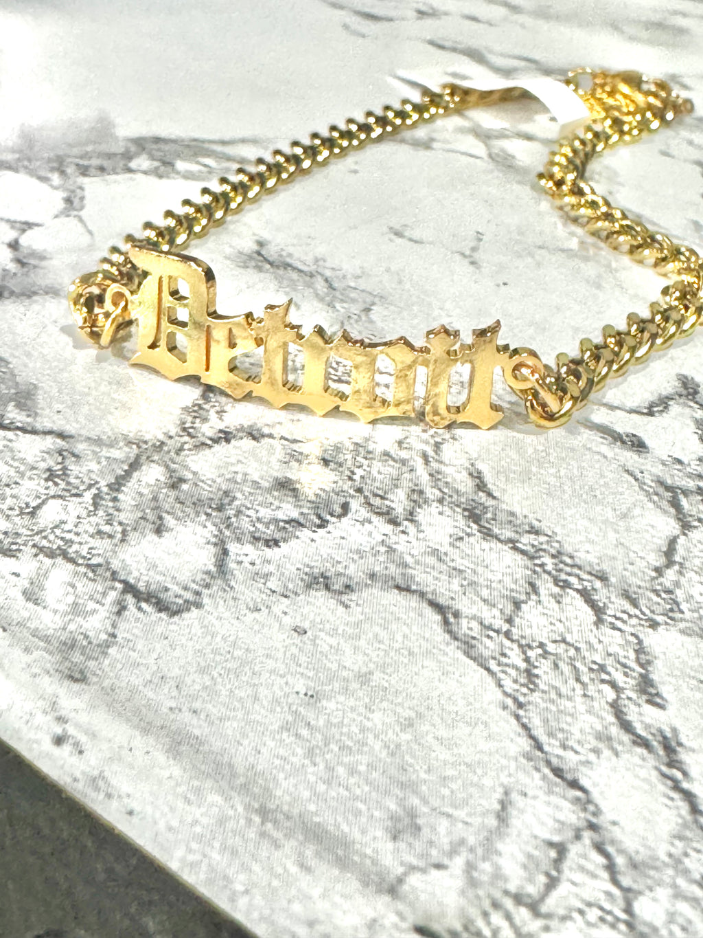 Old English DETROIT anklet